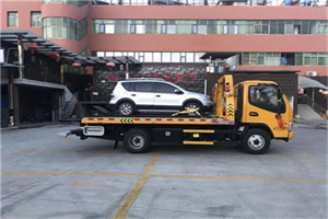 东至汽车紧急补胎换胎救援