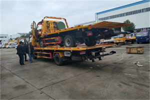 东至同城汽车补胎